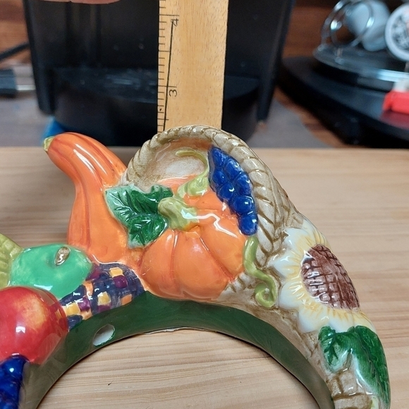 Vintage* Ceramic Cornucopia Candle Clutcher - Picture 9 of 9